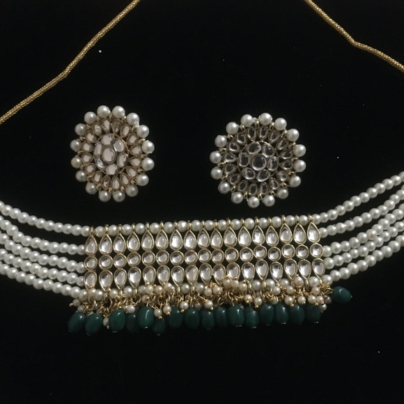 Pearl Necklace set - Picture 2 of 4